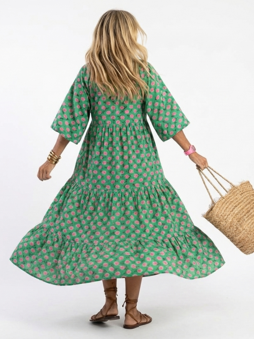 Zinnara | Relaxed V Neck Floral Dress