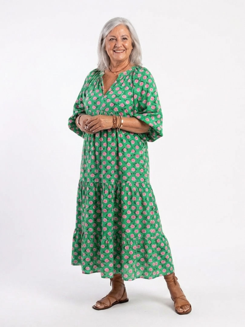 Zinnara | Relaxed V Neck Floral Dress