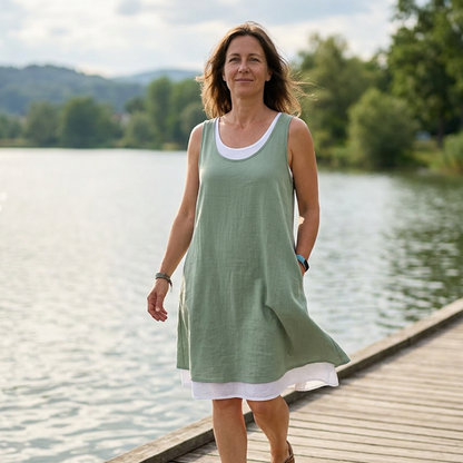 Gwendolen | Relaxed Sleeveless Midi Dress