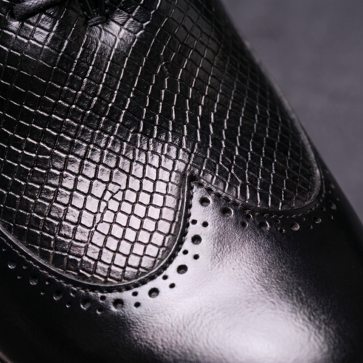 Pennric | Textured Oxford Dress Shoes