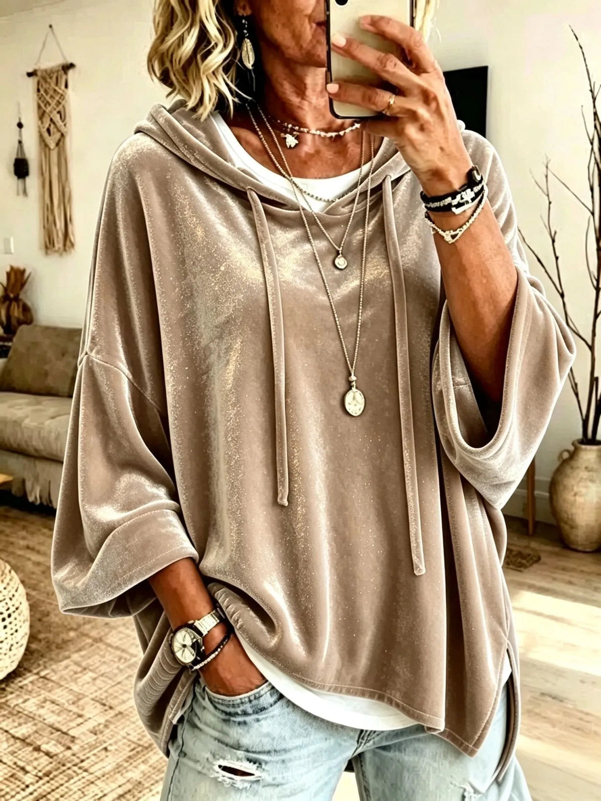 Ismeria | Cozy Velvet Hooded Top