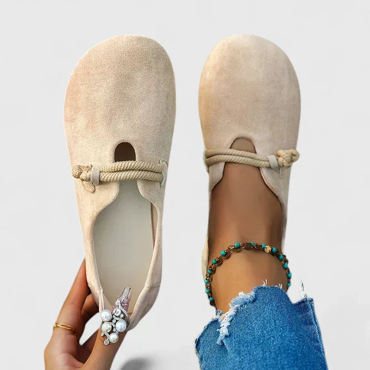 Sorrelle | Knot Detail Comfort Flats