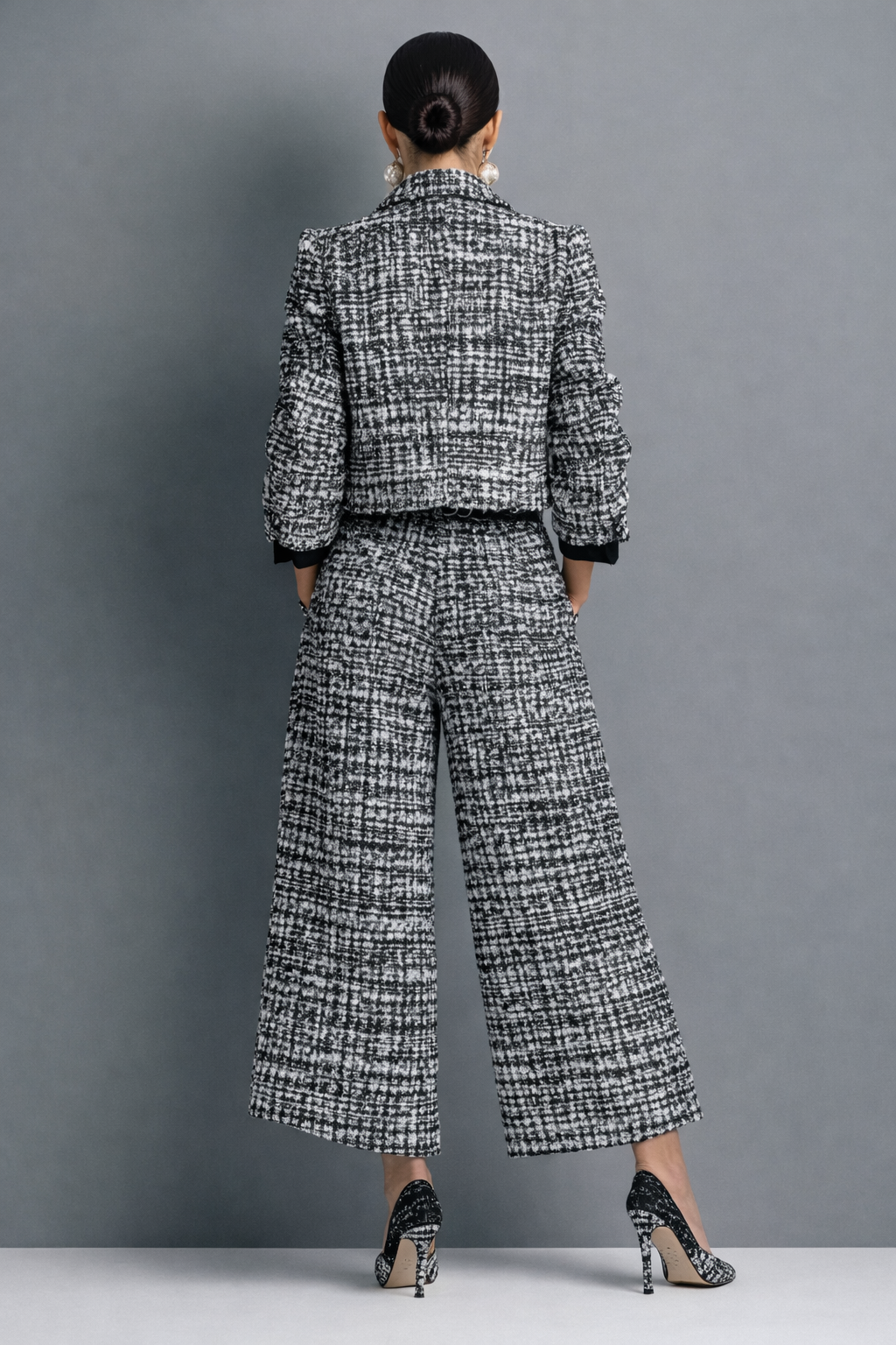 Caressa | Classic Tweed Jacket And Trouser Set